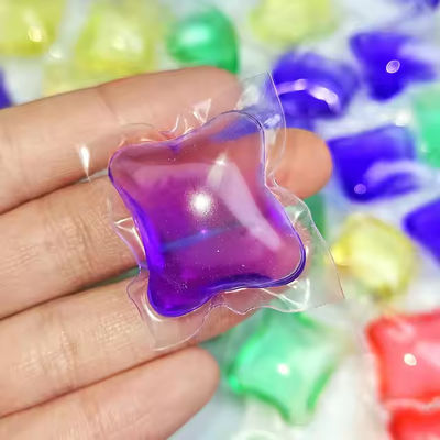 8g Clean Laundry Pods Blue Red Yellow Washing Machine Pods For Sensitive Skin